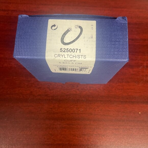 Swarovski Crystal Cuff Bangle - Picture 3 of 6